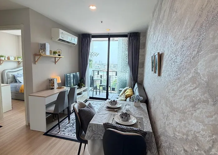 Apartment In Onnut Bts With Sky View Bangkok